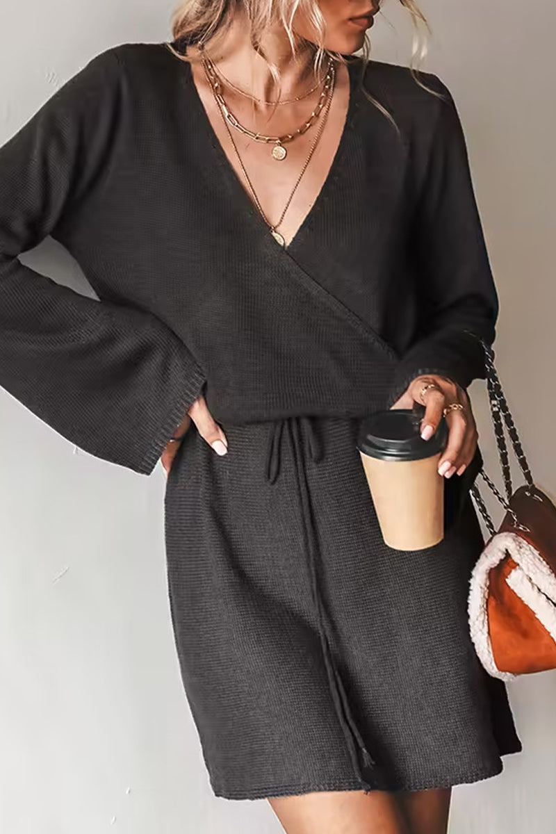 Casual Simplicity Solid Frenulum V Neck Long Sleeve Dresses