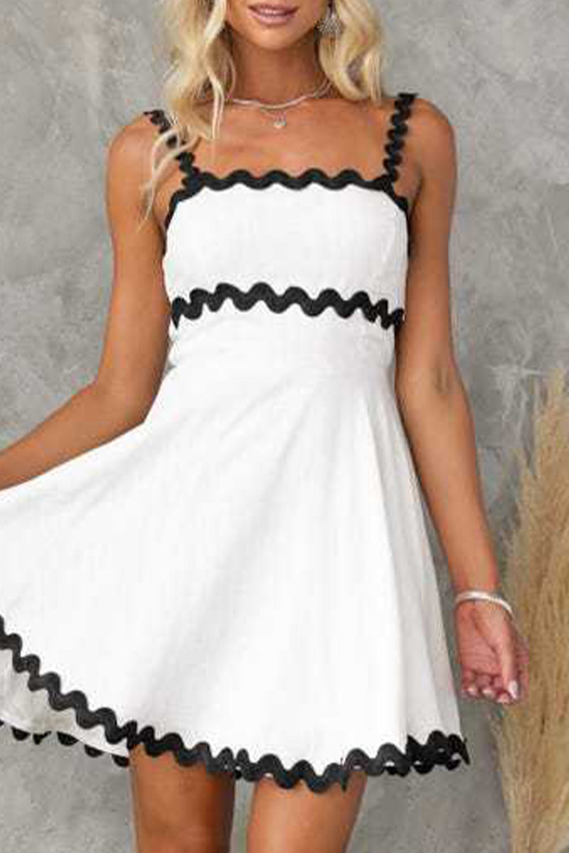 Sweet Elegant Ripple Contrast Square Collar Sling Dress Dresses