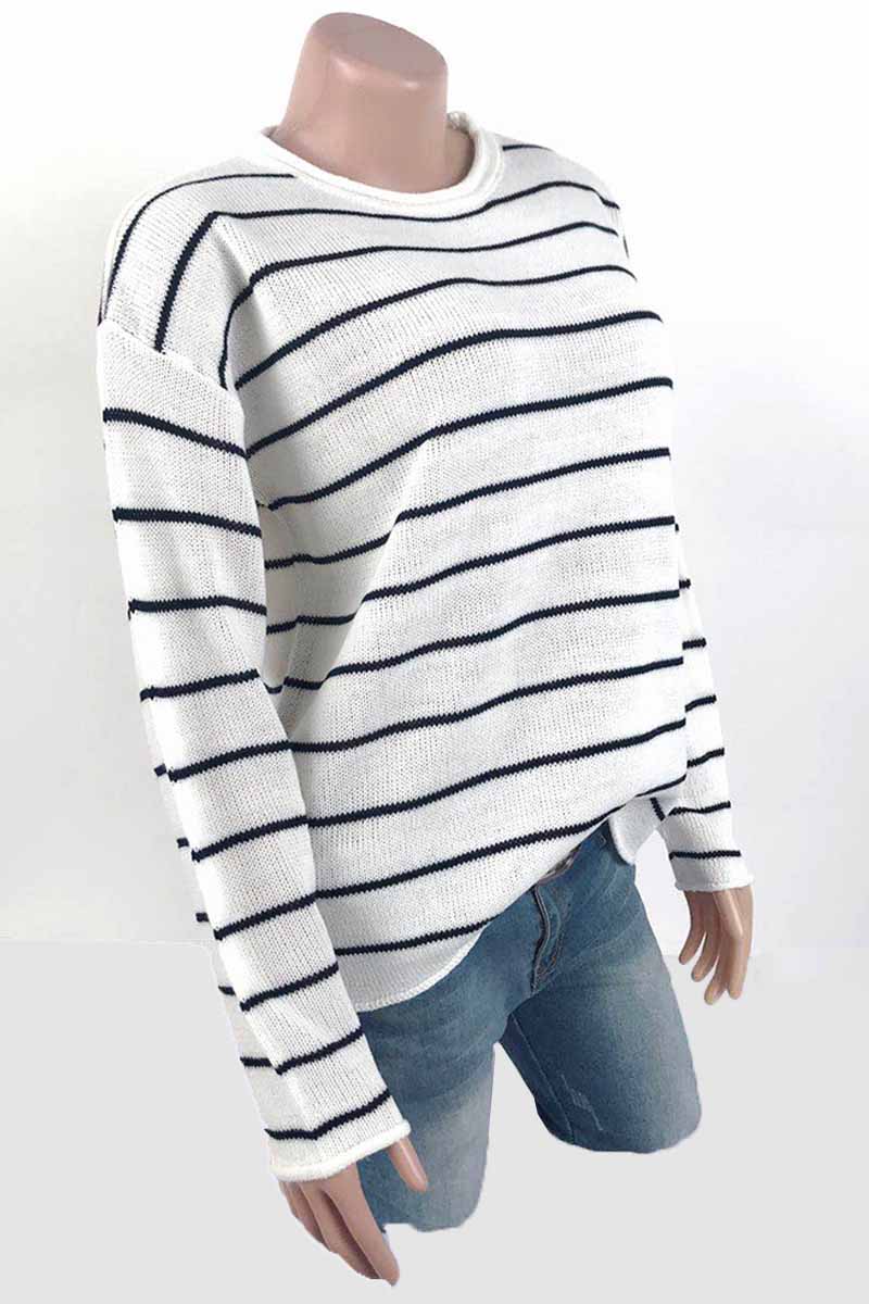 Omyke Loose grid Round Neck Sweater